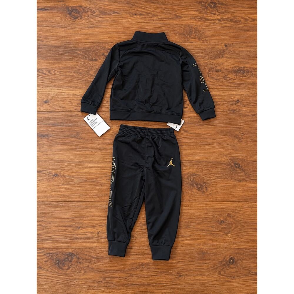 Jordan Sweatsuit - Picture 2 of 5